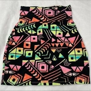 SOLD-Victoria's Secret Pink- Geo cotton High Waist Skirt​